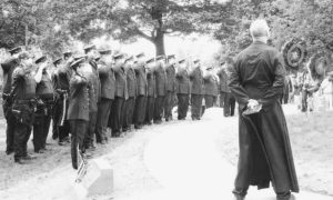 Police-Funeral-Cypress-Hills-Cemetery